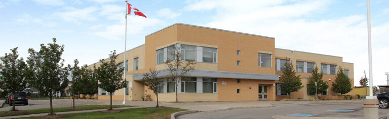 Oshawa high school closed after alleged bomb threat
